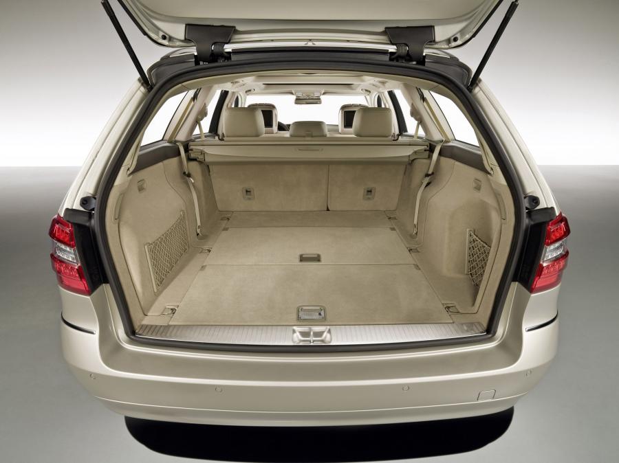  Mercedes-Benz E-Class Estate 2010 года  (фото 6 из 65)